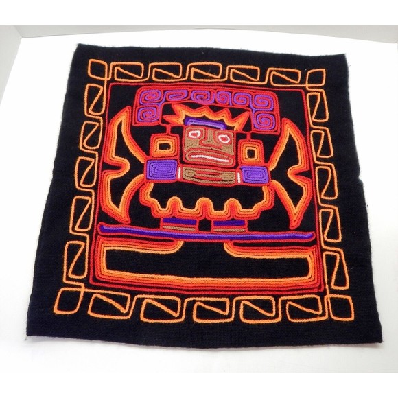 Tiki Totem Islander Tropical Knit Pillow Cover Black 17x17 Orange Red Purple - Picture 1 of 7
